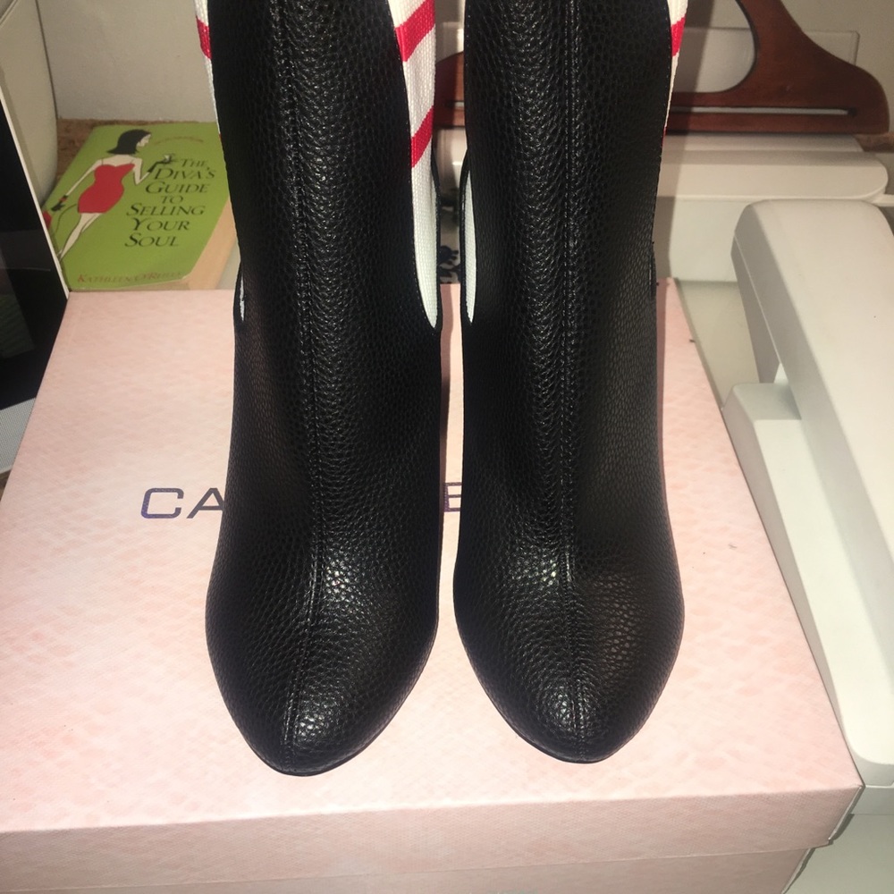 Boots - Picture 6 of 6